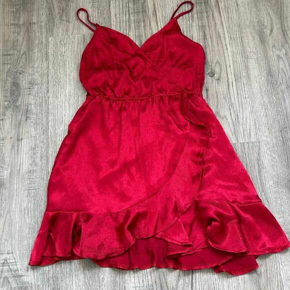 NWT Tobi Red Satin Ruffle Mini Dress Adjustable Spaghetti Straps Size S Small - Picture 3 of 12
